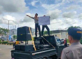 Pegawai Honorer Bersama FP2KP Unjuk Rasa di Kantor Bupati Pinrang Dan DPRD