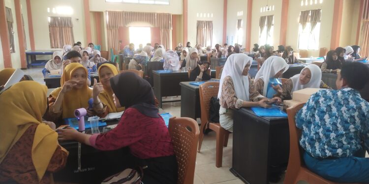 touch: (-1.0, -1.0); 
modeInfo: ; 
sceneMode: Night; 
cct_value: 0; 
AI_Scene: (-1, -1); 
aec_lux: 278.05087; 
hist255: 0.0; 
hist252~255: 0.0; 
hist0~15: 0.0;