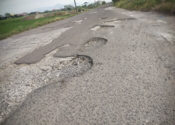 filter: 0; fileterIntensity: 0.0; filterMask: 0; module: j; 
hw-remosaic: 0; 
touch: (-1.0, -1.0); 
modeInfo: ; 
sceneMode: Auto; 
cct_value: 0; 
AI_Scene: (-1, -1); 
aec_lux: 121.6039; 
hist255: 0.0; 
hist252~255: 0.0; 
hist0~15: 0.0;