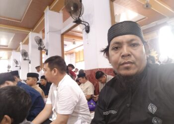 filter: 0; fileterIntensity: 0.0; filterMask: 0; module: p; 
hw-remosaic: 0; 
touch: (-1.0, -1.0); 
modeInfo: Beauty ; 
sceneMode: Night; 
cct_value: 0; 
AI_Scene: (-1, -1); 
aec_lux: 282.53473; 
hist255: 0.0; 
hist252~255: 0.0; 
hist0~15: 0.0;