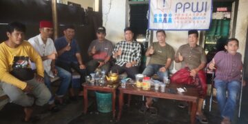 filter: 0; fileterIntensity: 0.0; filterMask: 0; module: j; 
hw-remosaic: 0; 
touch: (-1.0, -1.0); 
modeInfo: ; 
sceneMode: Hdr; 
cct_value: 0; 
AI_Scene: (-1, -1); 
aec_lux: 261.7414; 
hist255: 0.0; 
hist252~255: 0.0; 
hist0~15: 0.0;