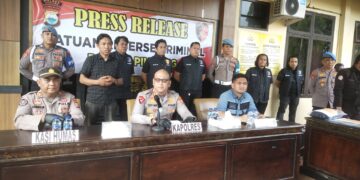 filter: 0; fileterIntensity: 0.0; filterMask: 0; module: j; 
hw-remosaic: 0; 
touch: (-1.0, -1.0); 
modeInfo: ; 
sceneMode: SFHDR; 
cct_value: 0; 
AI_Scene: (-1, -1); 
aec_lux: 201.17598; 
hist255: 0.0; 
hist252~255: 0.0; 
hist0~15: 0.0;